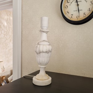 Marble TABLE  Lamp. 31cm height. Vintage.