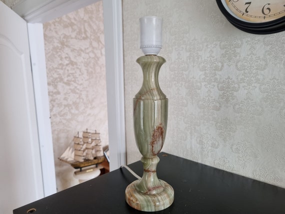Green onyx lamp deals