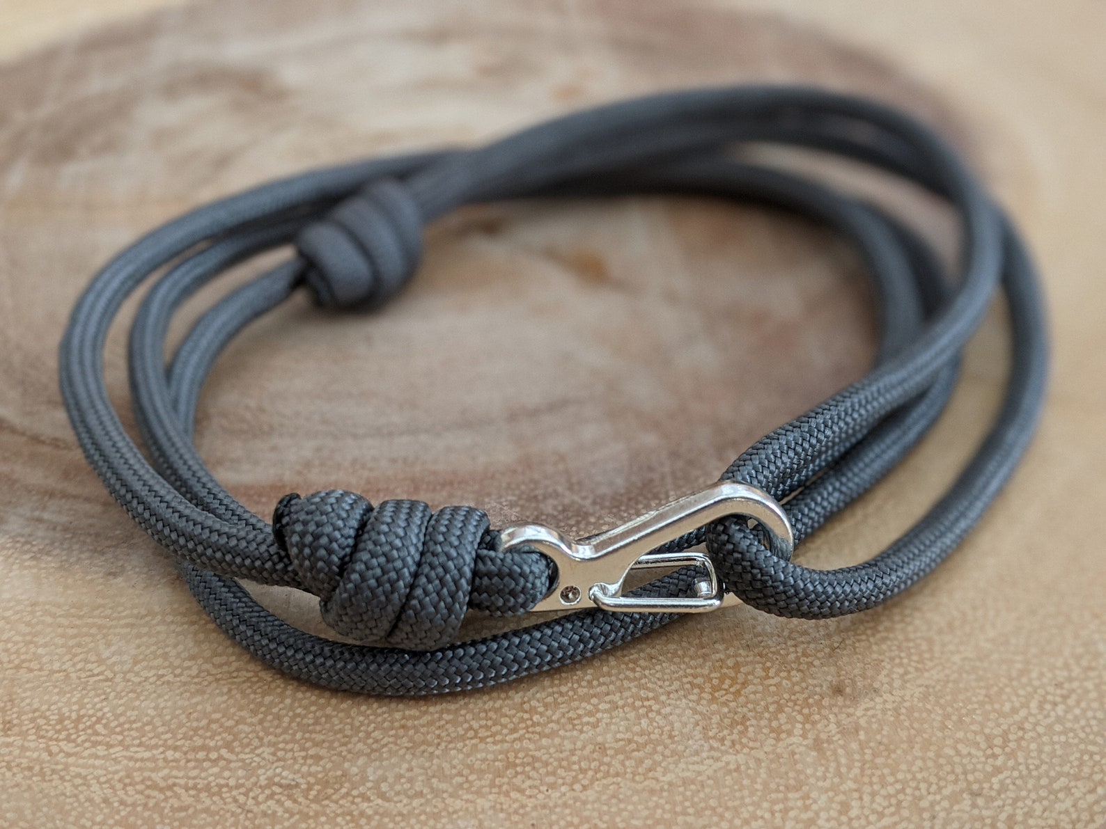 Paracord carabiner bracelet / 'MilSpec' 550lb 7 Etsy
