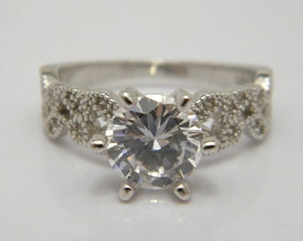 Solid Sterling Silver White Gem Accented Solitaire Ring UK Size P 1/2 US Size 8 Lovely Vintage Condition FREE post