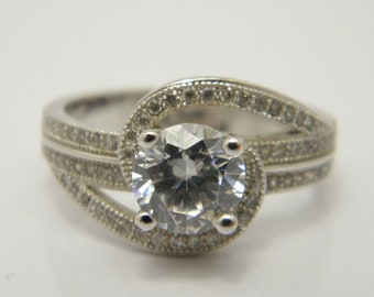 Sterling Silver White Gemstone Accented Solitaire Ring UK Size O 1/2 US Size 7.5 Lovely Vintage Condition FREE post