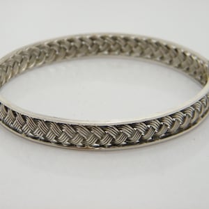 925 Sterling Silver Celtic Weave Bangle Lovely Vintage Condition Free post
