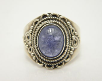 Sterling Silver Tanzanite Signet Ring UK Size Q 1/2 US Size 8 Lovely Vintage Condition FREE post