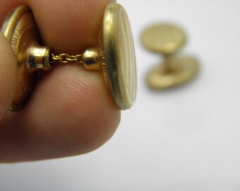 Paire De Boutons De Manchettes Anciens Plaqué Or - Gravés "J 9", Occasion à Nettoyer
