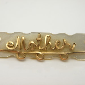 9ct Rose Gold Mother of Pearl Victorian Mother Brooch Pin Lovely Vintage Condition FREE post