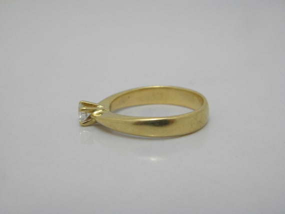 Solid 18ct Yellow Gold Diamond Solitaire Engageme… - image 4