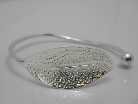 Solid 999 Silver Floral Torque Bangle Lovely Vint… - image 2