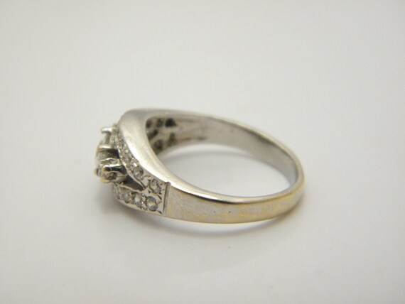 Solid 18ct White Gold White Gemstone Engagement R… - image 4