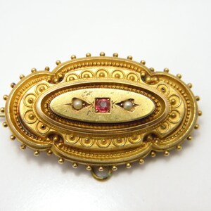 Solid 15ct Gold Ruby & Pearl Vintage Brooch Pin Lovely Vintage Condition FREE post