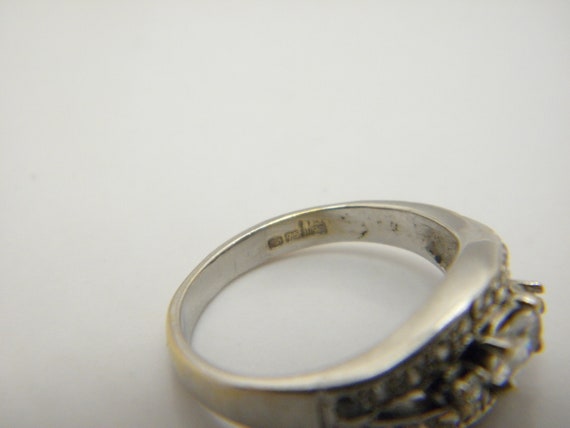 Solid 18ct White Gold White Gemstone Engagement R… - image 7