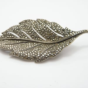 SALE Sterling Silver Marcasite Heavy Floral Leaf Brooch Pin Lovely Vintage Condition FREE post