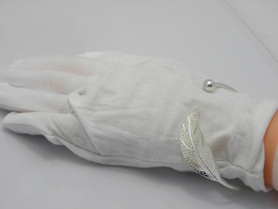 Solid 999 Silver Floral Torque Bangle Lovely Vint… - image 9