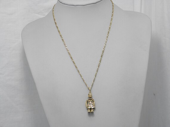 UNIQUE Solid 9ct Gold Ruby & Emerald Clown Pendan… - image 9