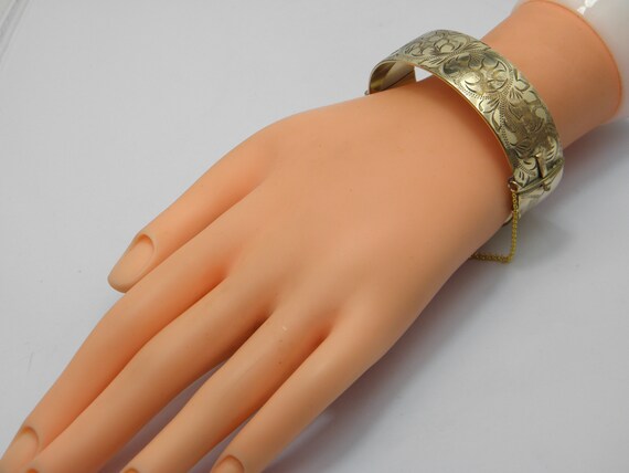 9ct gold bangle womens clearance