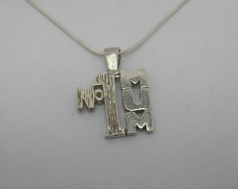 Solid Silver No1 Mum Pendant Necklace  20" Lovely Vintage Condition