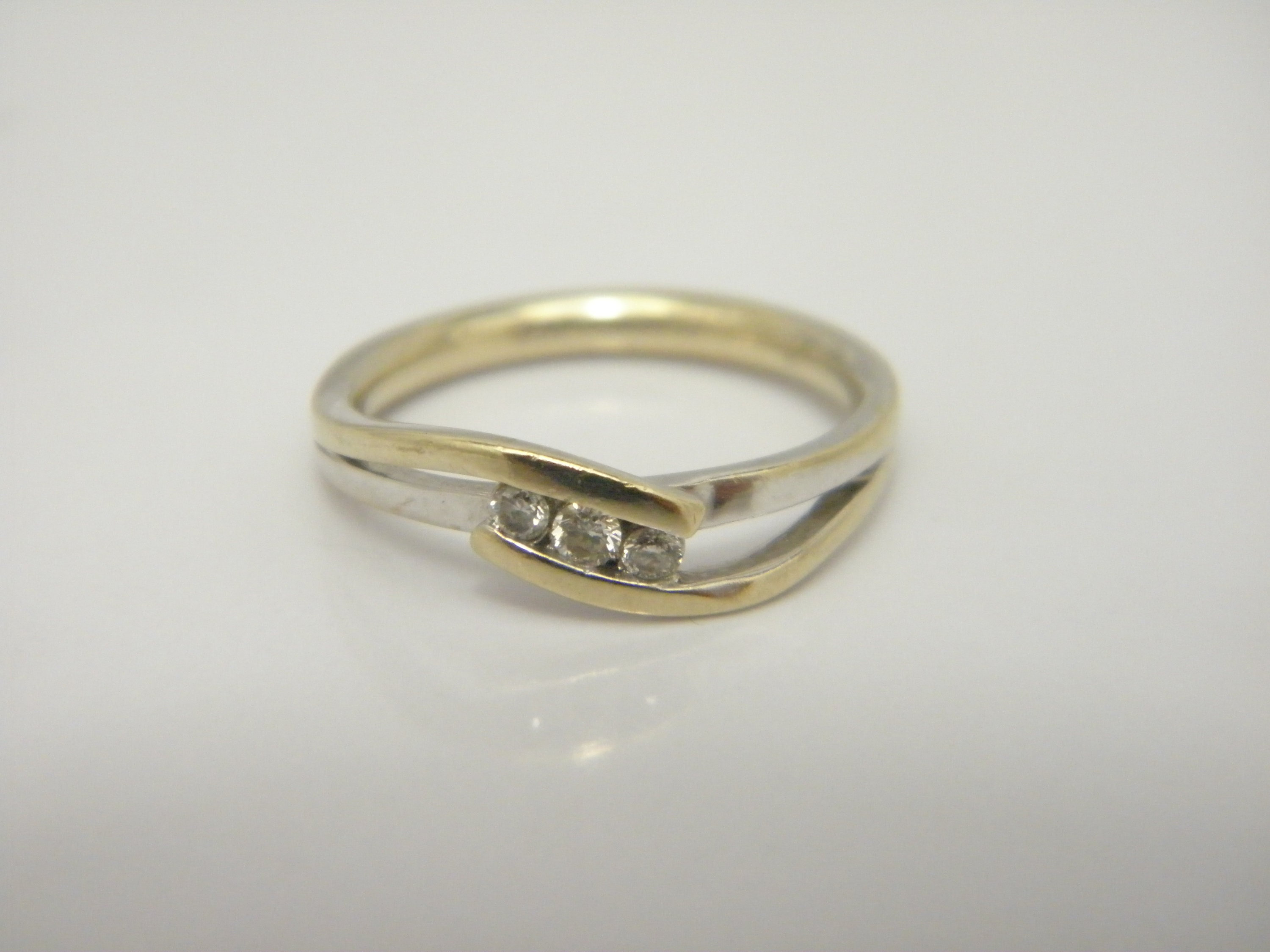 Buy GLAMIRA Bracelet Stuff  Gold & Diamond Jewellery for Engagement &  Wedding