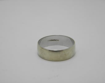 Solid 9ct Gold Wedding Band Ring 5.75mm Vintage UK Size O 1/2 US Size 7.5 Lovely Vintage Condition