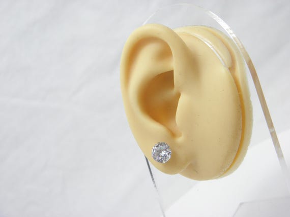 Solid 9ct White Gold White Gemstone Stud Lovely V… - image 9