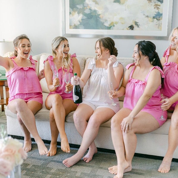 Bachelorette Party Pink Linen Pajama Set, Natural Linen Wedding Pajamas, Bridesmaid Boho Pajama Set with Tank Top & Shorts, Gift for Her