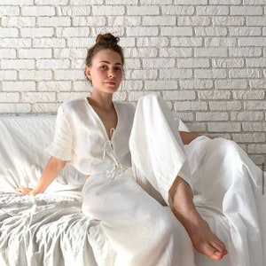 Bridal linen pajamas/ Linen pajamas /Linen outfits /Linen sleepwear /Bridesmaids pajamas /Linen summer set /Bride robe