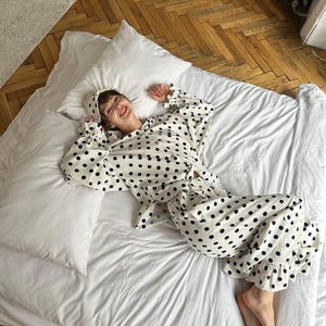 リネンパジャマセット：ラウンジウェア兼ナイトウェア、誕生日、記念日のギフト