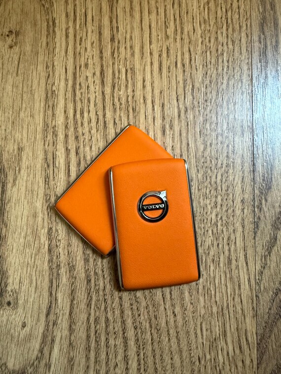 ボルボ キーフォブシェル オレンジ レザー ボルボ キーフォブ