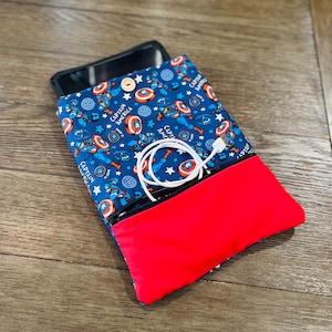 iPad Pouch with zipper pockets | book pouch | book sleeve | padded tablet sleeve | padded book sleeve | padded pouch | kindle cover