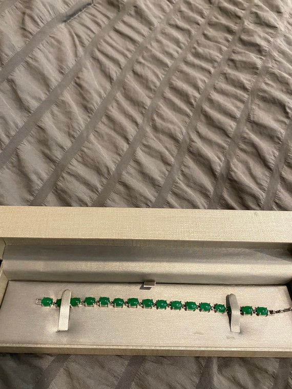 Jade bracelet in sterling silver