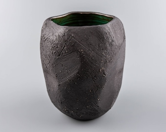 Argila de grés texturizada de vaso de cerâmica, vasos pretos exclusivos feitos à mão, vaso de flores de decoração de casa artesanal, peça central decorativa feita à mão