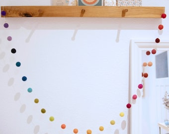 Farbenfrohe Filzkugelgirlande, Partygirlande, Kinderzimmer Deko, bunte Girlande aus Filz // Baumschmuck // Weihnachten // Geburtstag