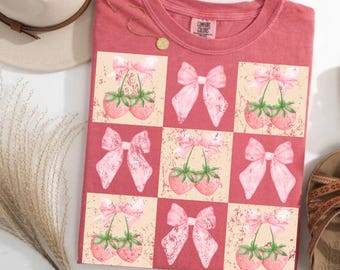 Coquette Bow Cute Strawberry Tshirt Vintage Comfort Colors Checkered Shirt Cherry TShirt Cute Ribbon T-Shirt Trendy Checkerboard Shirt
