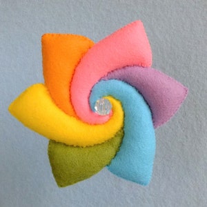 Rainbow Flower PDF pattern Dutch and German