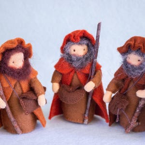 Nativity Scene 2 Three Shepherds PDF pattern Dutch, English and German