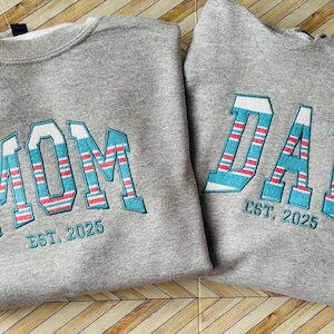Baby Blanket Mom or Dad sweatshirt | Custom hospital blanket appliqué sweatshirt | personalized Mom or Dad baby blanket or jumper crewneck