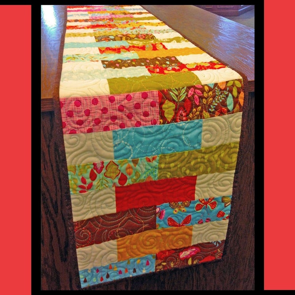 Belle Amie, Quilted Table Runner Pattern, 2.5" Fabric Strip Pattern, Villa Rosa Designs