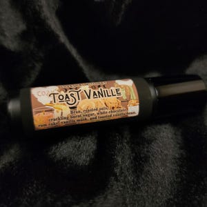 Toast Vanille Perfume - roasted oats, crackling burnt sugar, and toasted vanilla bean