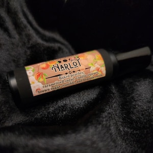 Harlot Perfume - baked peaches, brown sugar crumble, and caramelized vanilla sugar