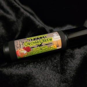 Orchard Brew Perfume - dripping caramel, mulling spices, and candied apples