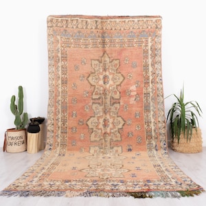 Vintage Moroccan Rug, Pink Boujaad Rug, 6x10 FT