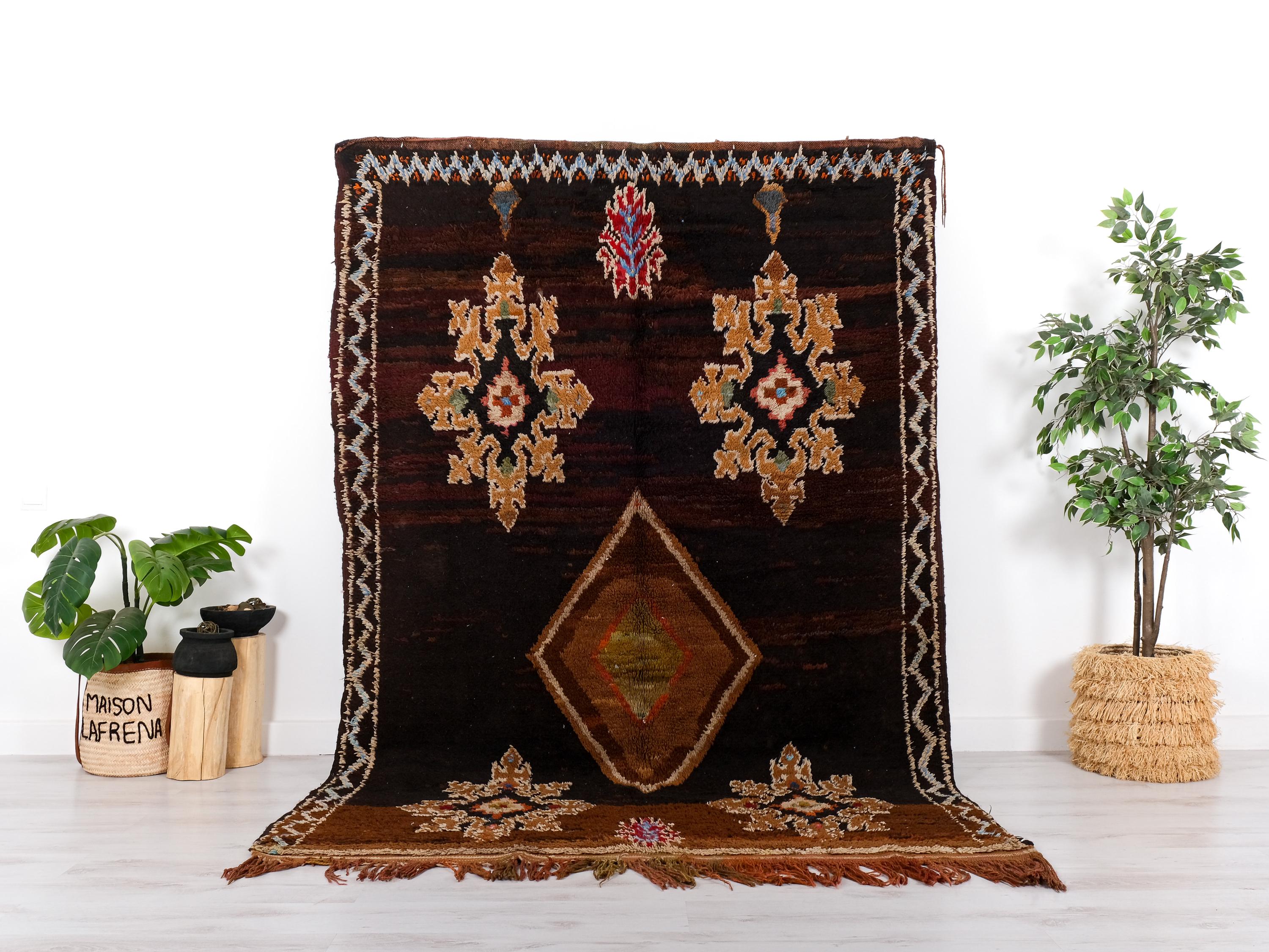 Grand Tapis Berbère Vintage Marocain Fait Main - Laine Authentique 5.5x9.5 Ft