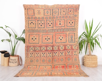 Vintage Moroccan Rug, Authentic Boujaad Rug, 6x9 FT