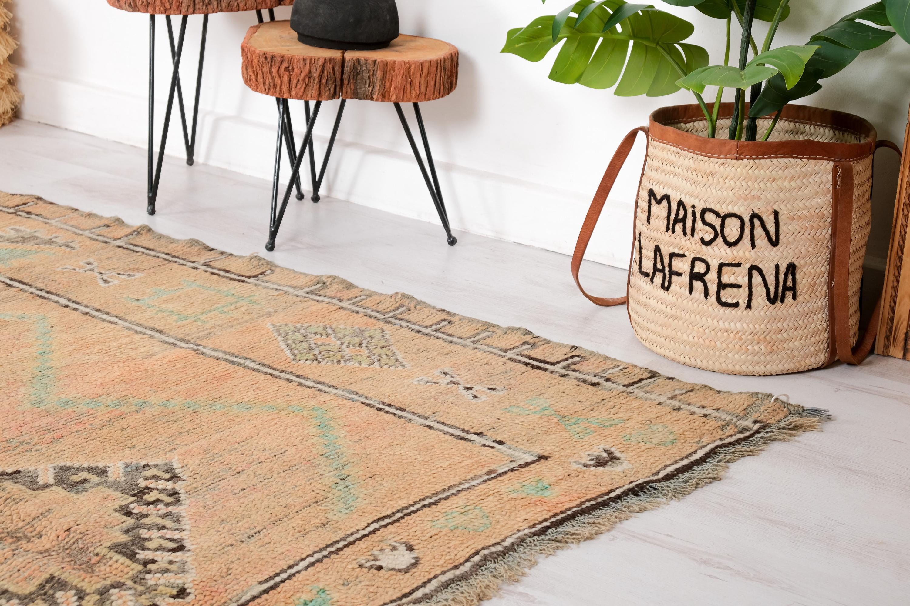 ヴィンテージモロッコラグ、ピンクベニ・ムギルドラグ、6 x 8フィート