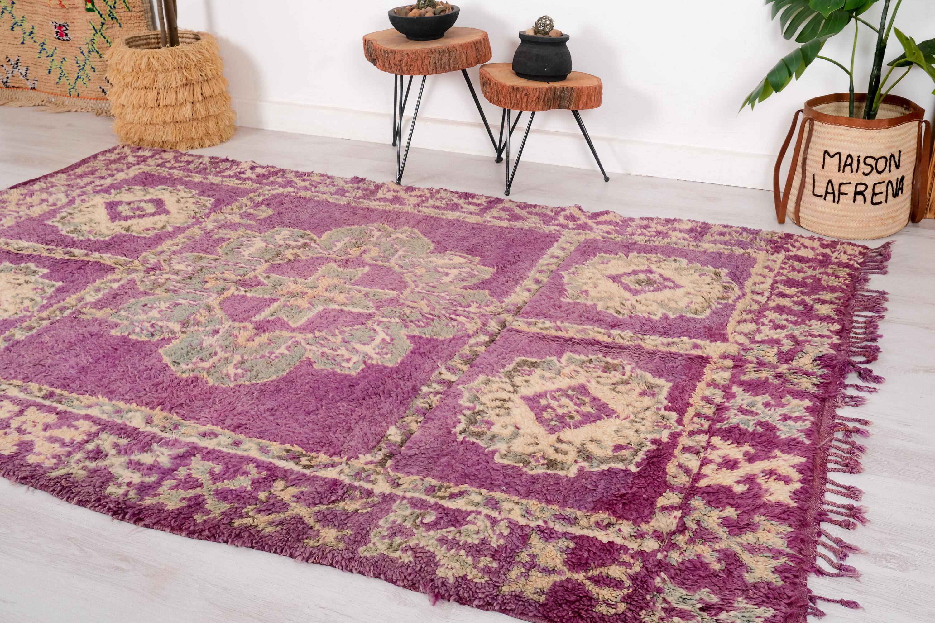 ヴィンテージ モロッコ ラグ、パープル ブジャード ラグ、6 x 9