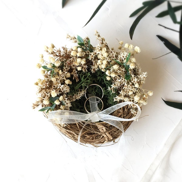 Boîte à bagues fleur naturelle, coussin à bagues nid d'oiseau rustique, boîte à bagues fleur, alternative à l'oreiller pour porteur d'anneau, nid d'anneau, coussin à bagues nid d'oiseau