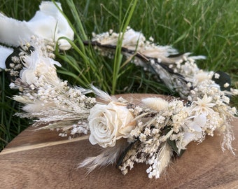 Boho white dried flower crown, Natural wedding flowers Crown, White & green floral bridal crown Gift, Rustic Dried flower Wedding crown
