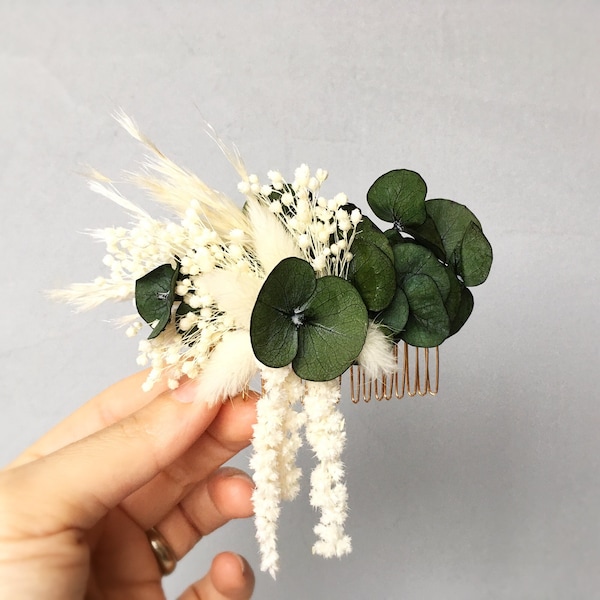Eucalyptus hair comb, Dried floral green and white hair comb, elegant flower hair comb, Ivory flower hair comb, Bridal flower hair piece