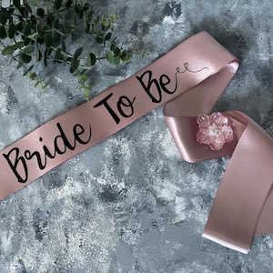 Bachelorette Sash, Satin Ribbon Blush pink Sash Personalized Bachelorette Sash, Pin Bridal Sash, Bridal Shower Gift Bridesmaid Gift Hen nigh
