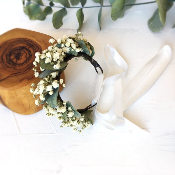 How to Make a Wired Floral Cuff - Flower Magazine