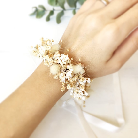 Dry Flower Natural Wrist Corsages, Baby's Breath Corsage Bracelet, Dry  Flowers Bracelet, Handmade Bridesmaid Wrist Corsages, Mother Bracelet 