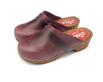 Sabots suédois DINA en cuir Nubuck Bordeaux